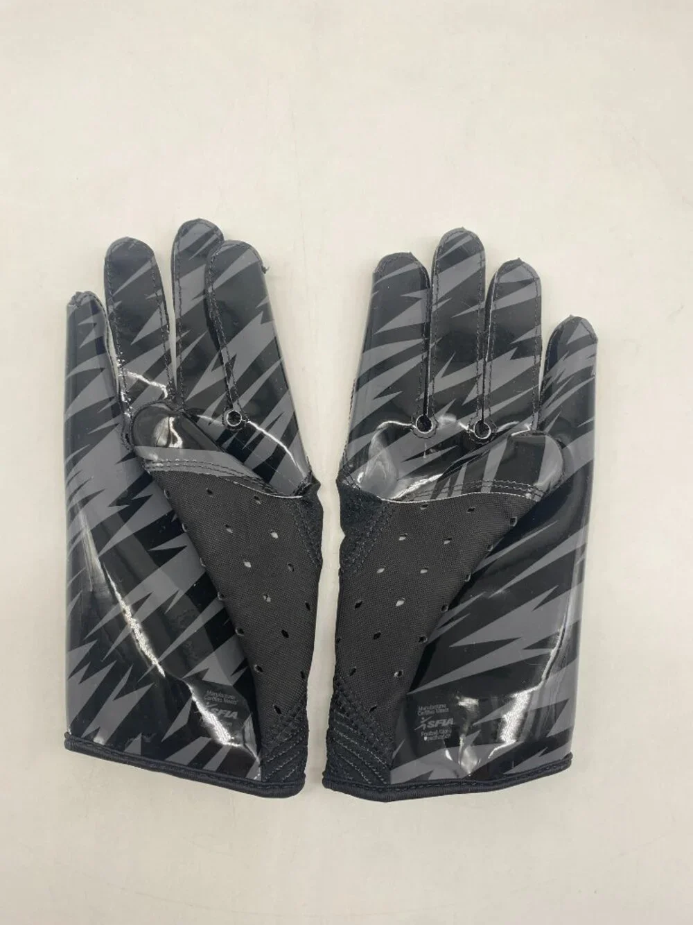 Nike Vapor Jet 8.0 Football Gloves Girl's M size Black/White/Grey